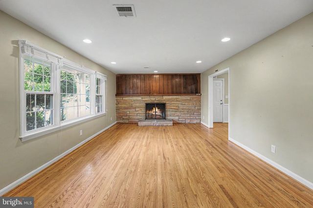 10708 NORMAN AVE, Fairfax, VA 22030