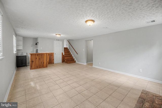 10708 NORMAN AVE, Fairfax, VA 22030