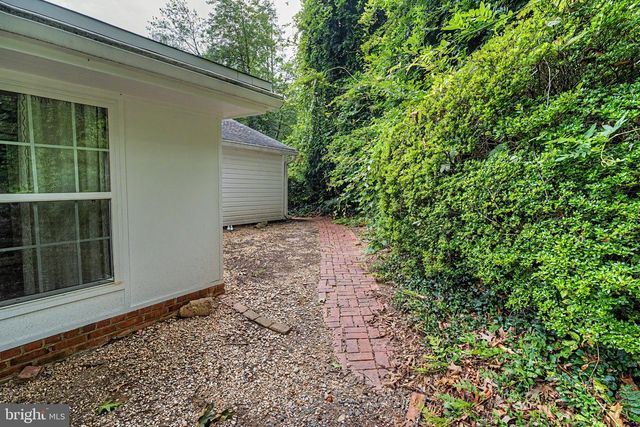10708 NORMAN AVE, Fairfax, VA 22030