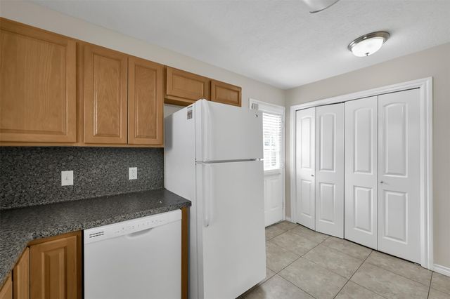 163 S Bend Court A, Willis, TX 77378