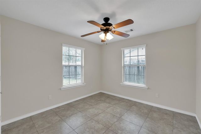 163 S Bend Court A, Willis, TX 77378