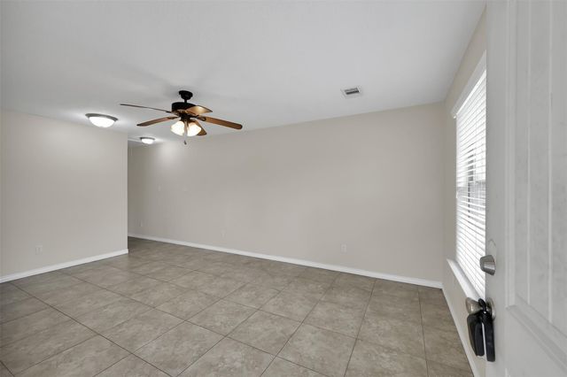 163 S Bend Court A, Willis, TX 77378