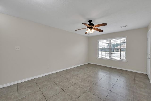 163 S Bend Court A, Willis, TX 77378