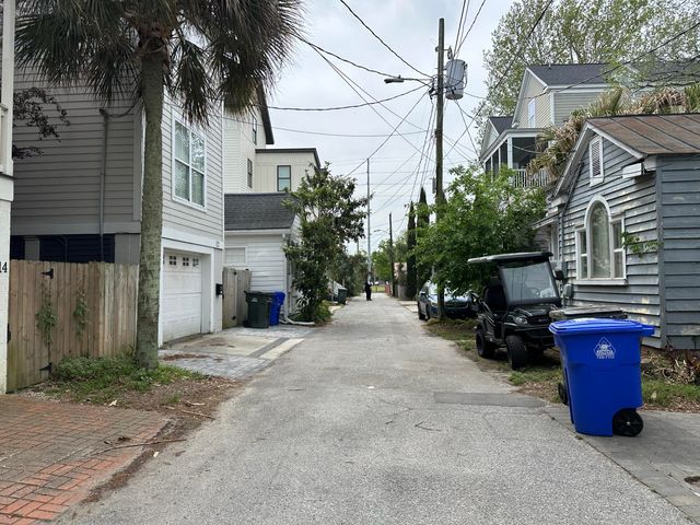 227/229/3 Fishburne/Woodall Street, Charleston, SC 29403