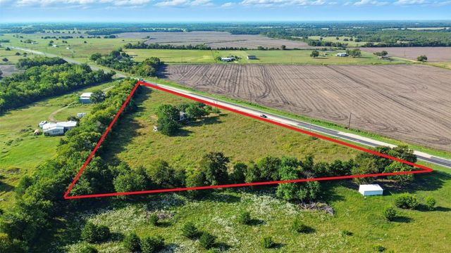 9415 State Highway 50, Ladonia, TX 75449