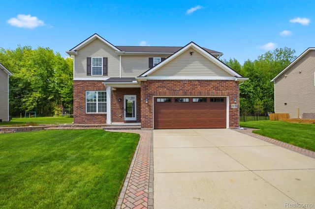 28720 Apple Blossom Drive, Huron Charter Township, MI 48134