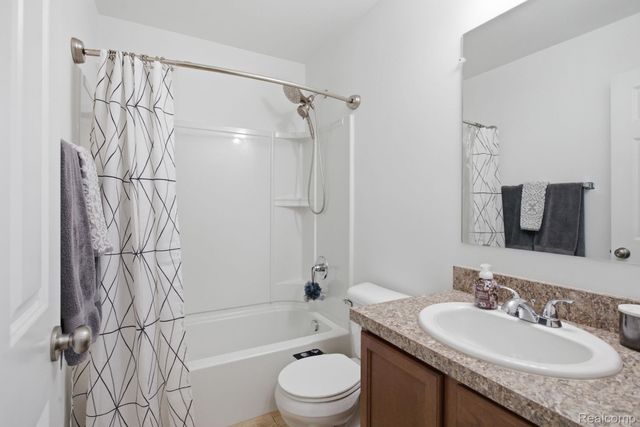 28720 Apple Blossom Drive, Huron Charter Township, MI 48134