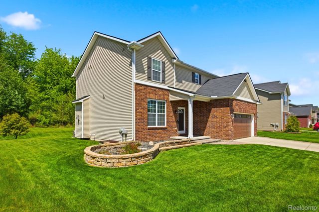 28720 Apple Blossom Drive, Huron Charter Township, MI 48134