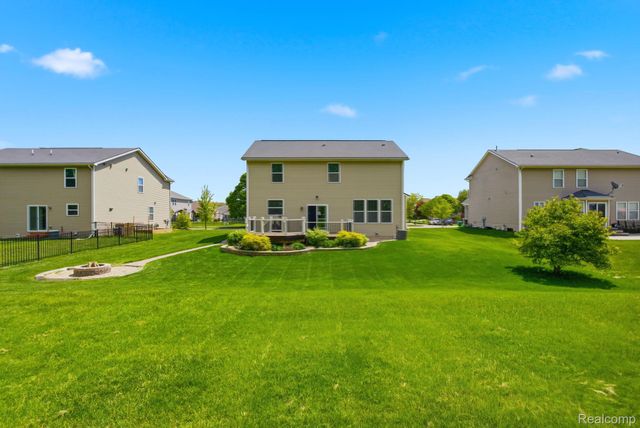 28720 Apple Blossom Drive, Huron Charter Township, MI 48134
