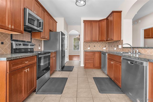 224 Stoneybrooke Way, Montgomery, AL 36117