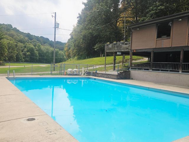 513 Ross Road SE, Lancaster, OH 43130