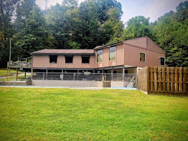 513 Ross Road SE, Lancaster, OH 43130