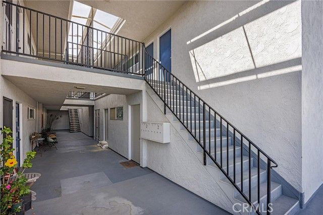 1027 N Coast Hwy F, Laguna Beach, CA 92651