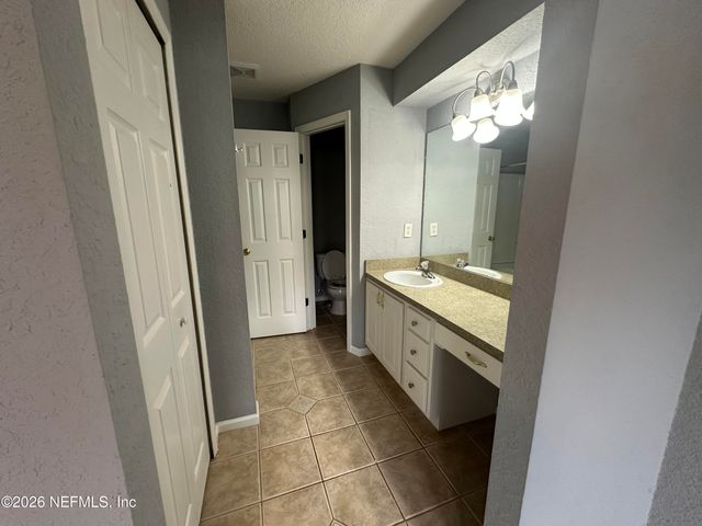 1827 LAGO DEL SUR Drive, Middleburg, FL 32068