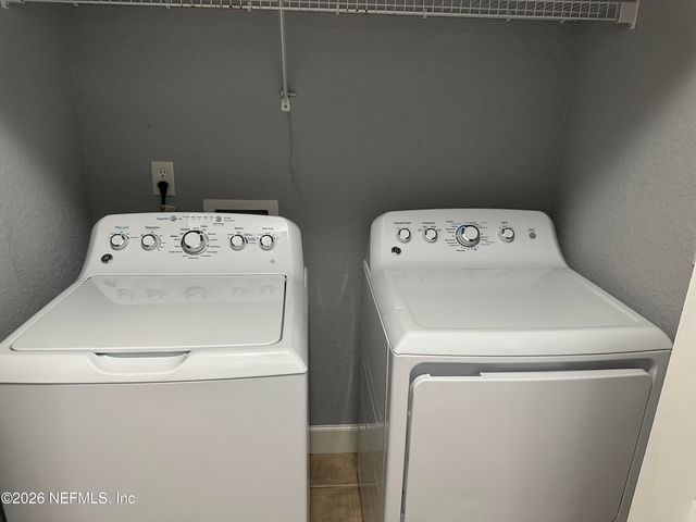 1827 LAGO DEL SUR Drive, Middleburg, FL 32068