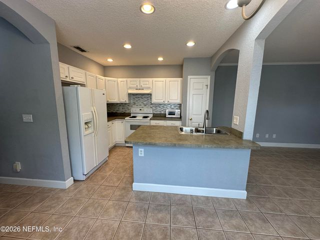 1827 LAGO DEL SUR Drive, Middleburg, FL 32068