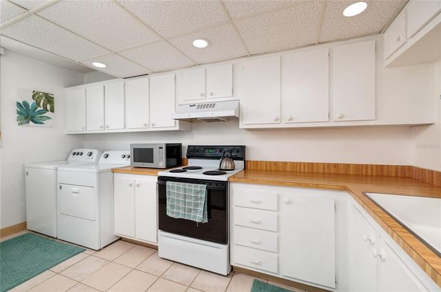 15462 GULF BOULEVARD 304, Madeira Beach, FL 33708