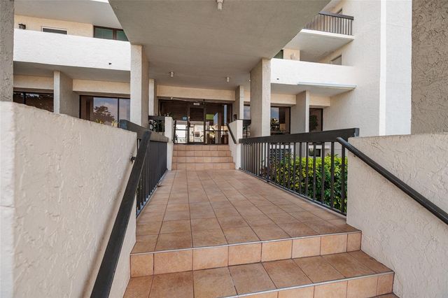 15462 GULF BOULEVARD 304, Madeira Beach, FL 33708