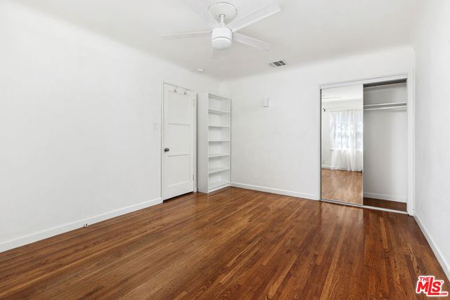 425 W Riverside Drive, Burbank, CA 91506