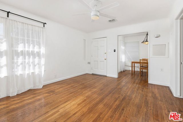 425 W Riverside Drive, Burbank, CA 91506