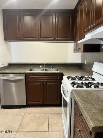 2758 Bolker Drive, Port Hueneme, CA 93041