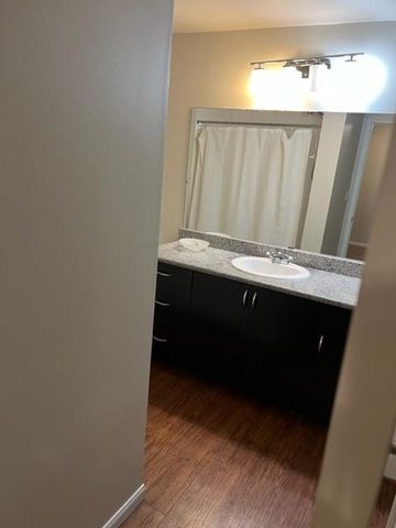 1401 E 4th ST 206, Austin, TX 78702