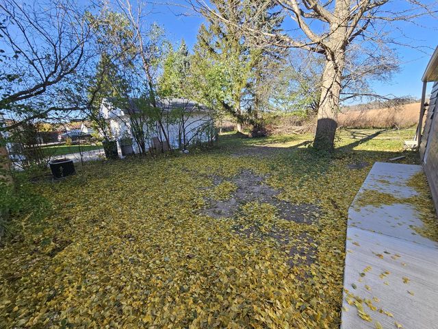 4800 W Green Tree ROAD, Milwaukee, WI 53223