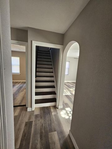 4800 W Green Tree ROAD, Milwaukee, WI 53223