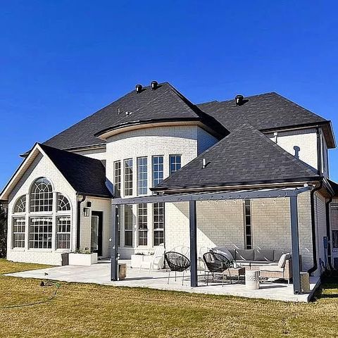 5405 61st Street, Rogers, AR 72758