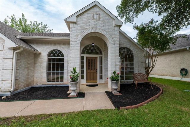 8227 Broken Branch DR, Round Rock, TX 78681