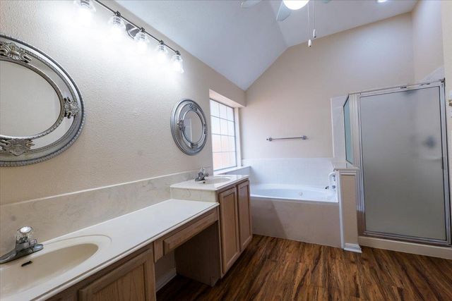 8227 Broken Branch DR, Round Rock, TX 78681