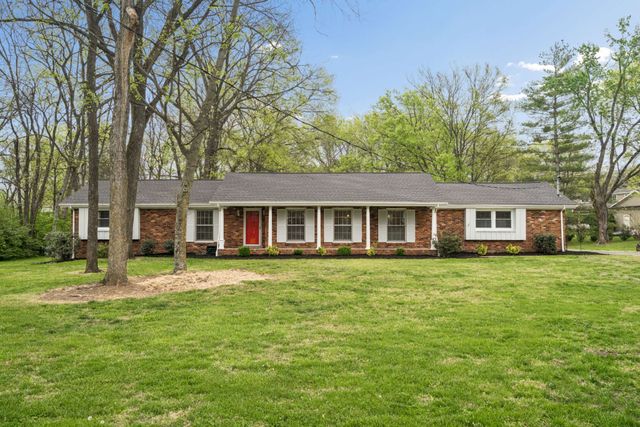 1518 Lipscomb Dr, Brentwood, TN 37027