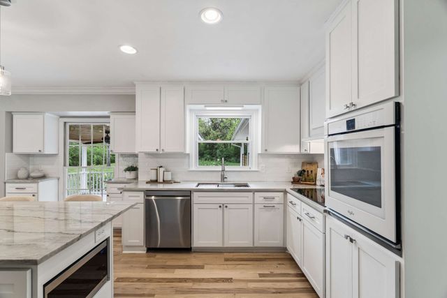 1518 Lipscomb Dr, Brentwood, TN 37027