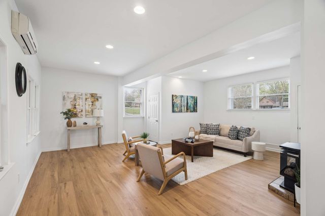 1518 Lipscomb Dr, Brentwood, TN 37027