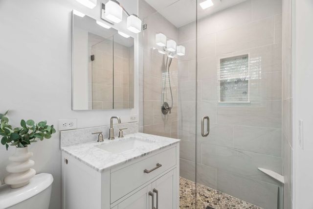 1518 Lipscomb Dr, Brentwood, TN 37027