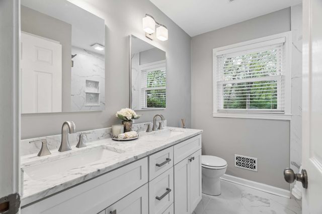 1518 Lipscomb Dr, Brentwood, TN 37027