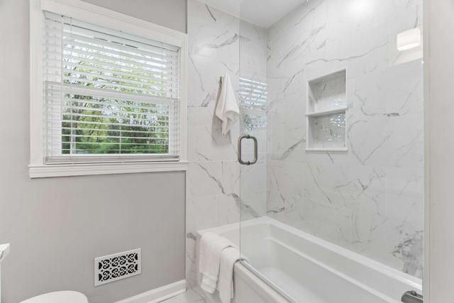 1518 Lipscomb Dr, Brentwood, TN 37027