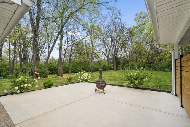 1518 Lipscomb Dr, Brentwood, TN 37027