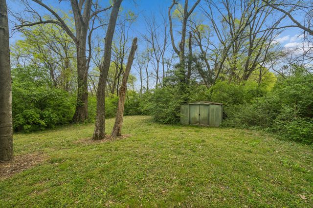 1518 Lipscomb Dr, Brentwood, TN 37027