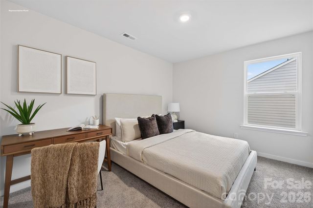 760 14th Avenue Court NE, Hickory, NC 28601