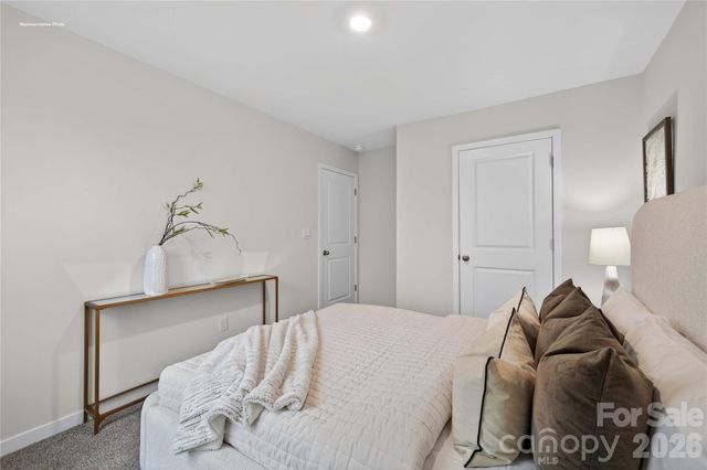 760 14th Avenue Court NE, Hickory, NC 28601