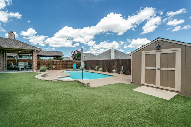2112 Ravens Nest Drive, Fort Worth, TX 76177