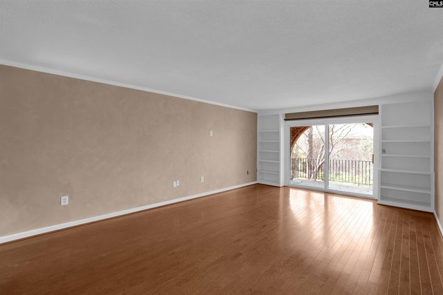 5516 Lakeshore Drive 406, Columbia, SC 29206