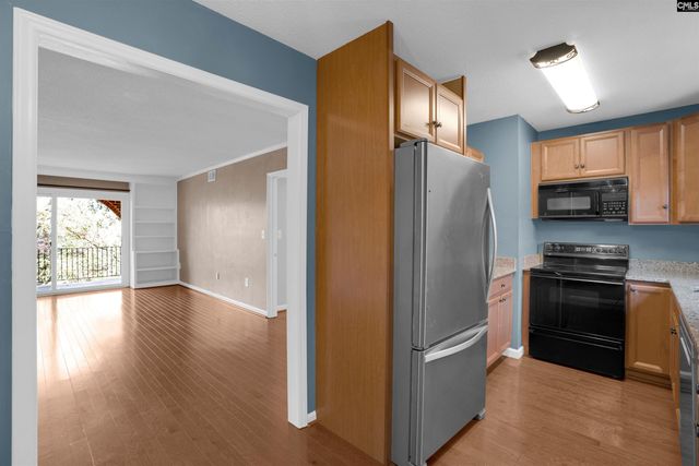 5516 Lakeshore Drive 406, Columbia, SC 29206