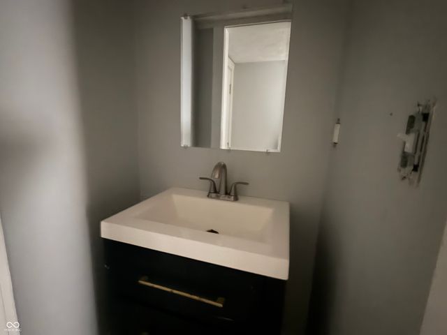 67 N Warman Avenue, Indianapolis, IN 46222
