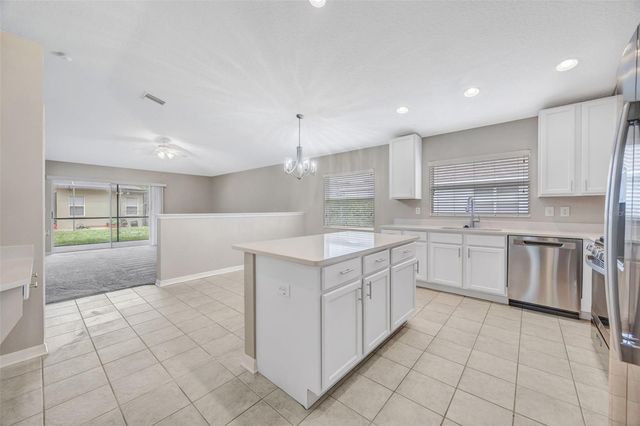 6337 BRIDGECREST DRIVE, Lithia, FL 33547