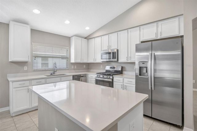 6337 BRIDGECREST DRIVE, Lithia, FL 33547