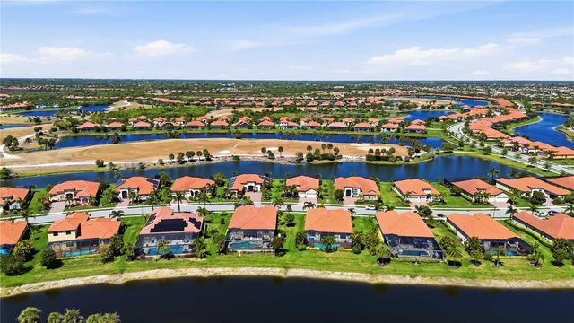 10744 TARFLOWER DRIVE, Venice, FL 34293