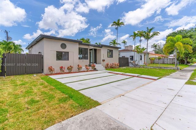 4353 SW 2nd St, Miami, FL 33134