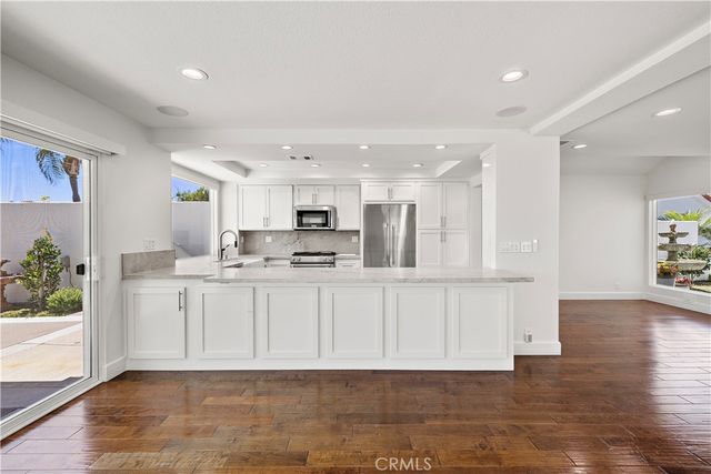 38 Cormorant, Newport Beach, CA 92660